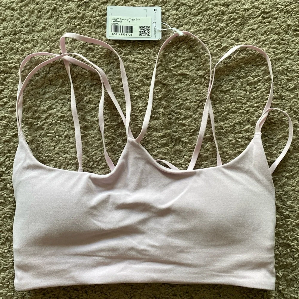 Lululemon Nulu Strappy Yoga Bra MEPK Pale Pink Size 4‎ New w/ Tag